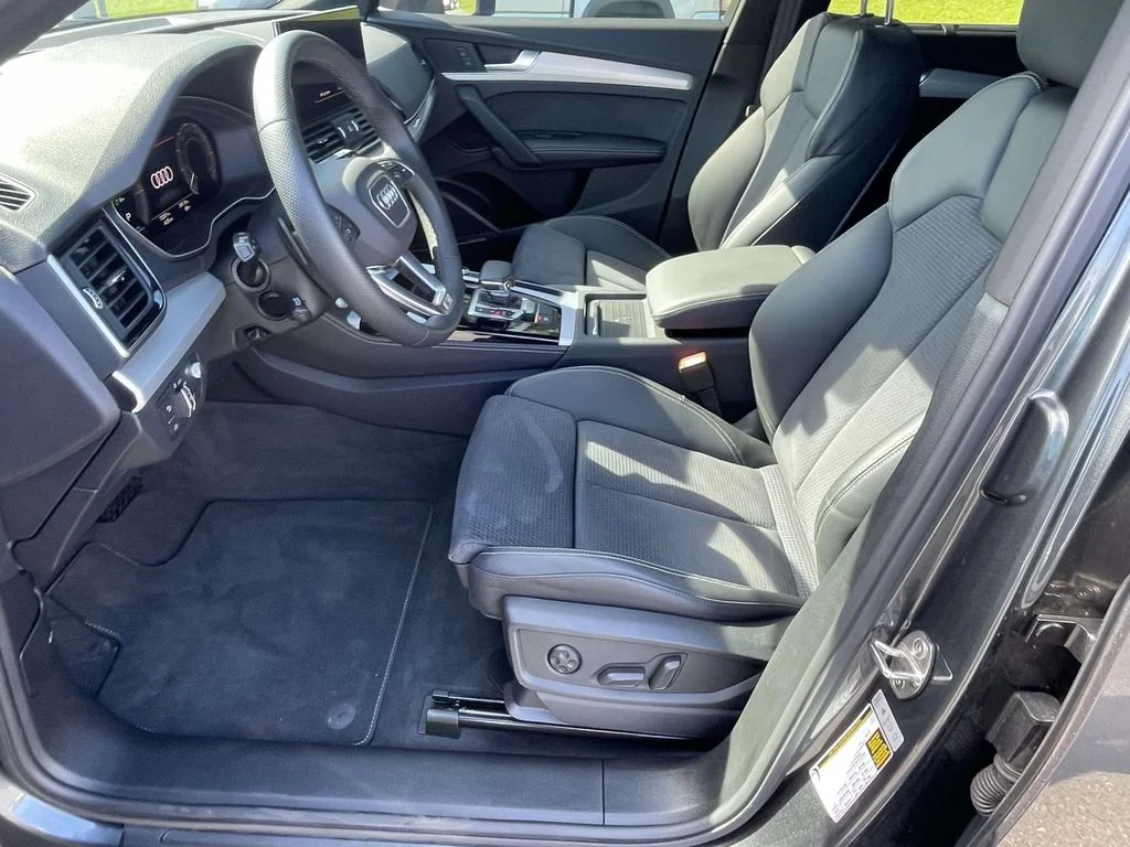 Used 2024 Daytona Gray Pearl Effect Audi S line Prestige image 14