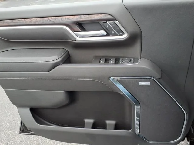 2025 GMC Sierra 2500HD SLT - Photo 14