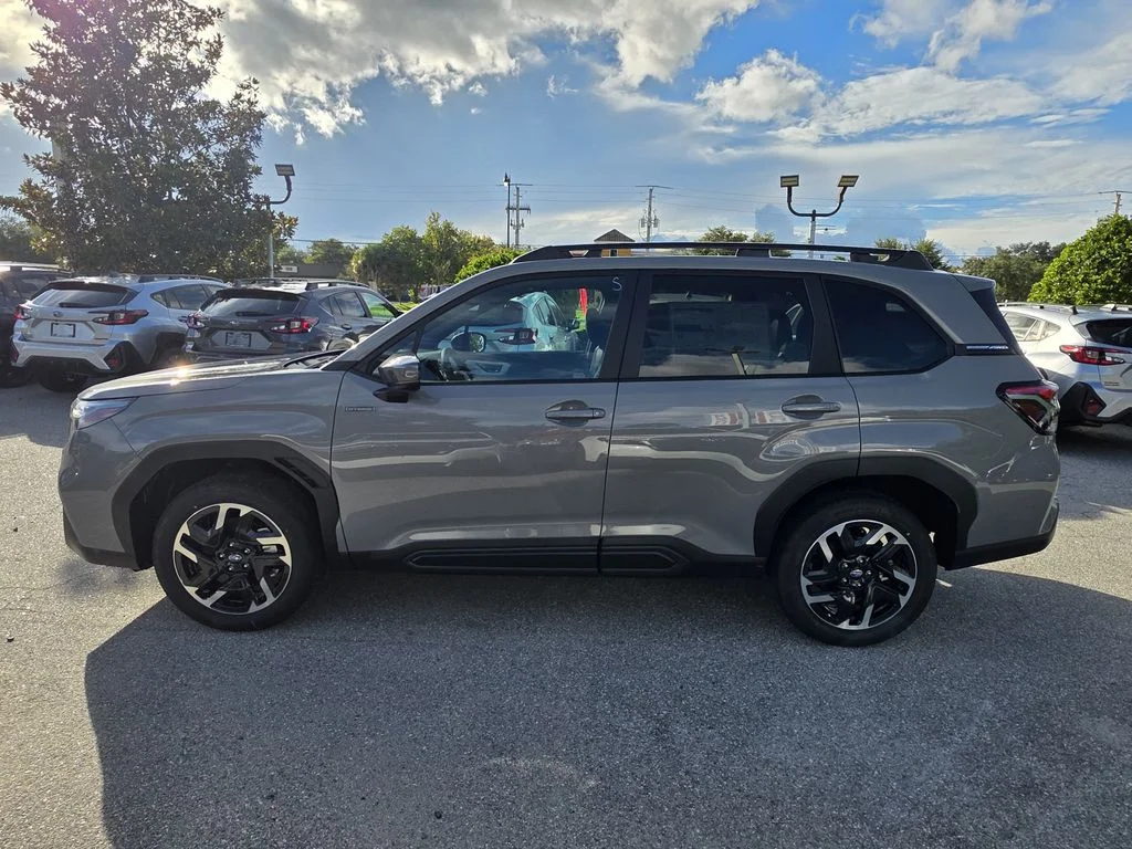 New 2026 RIVER ROCK PEARL Subaru Limited Hybrid image 5