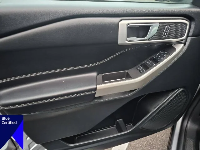 Used 2023 Silver Ford XLT image 12
