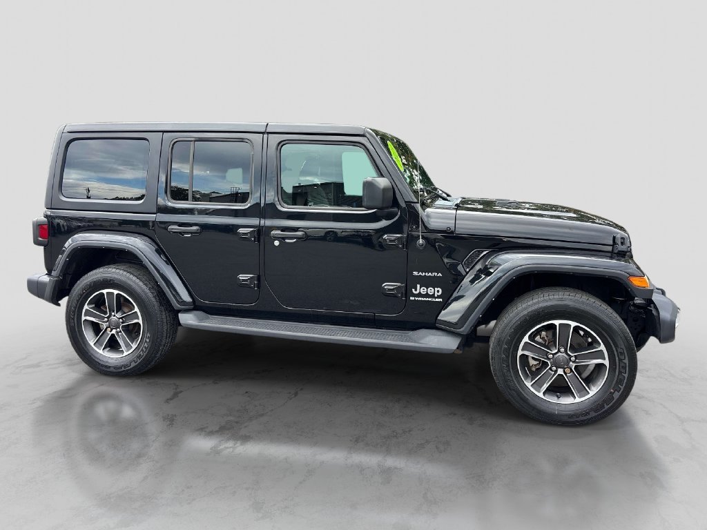 Used 2023 Black Jeep Sahara image 5