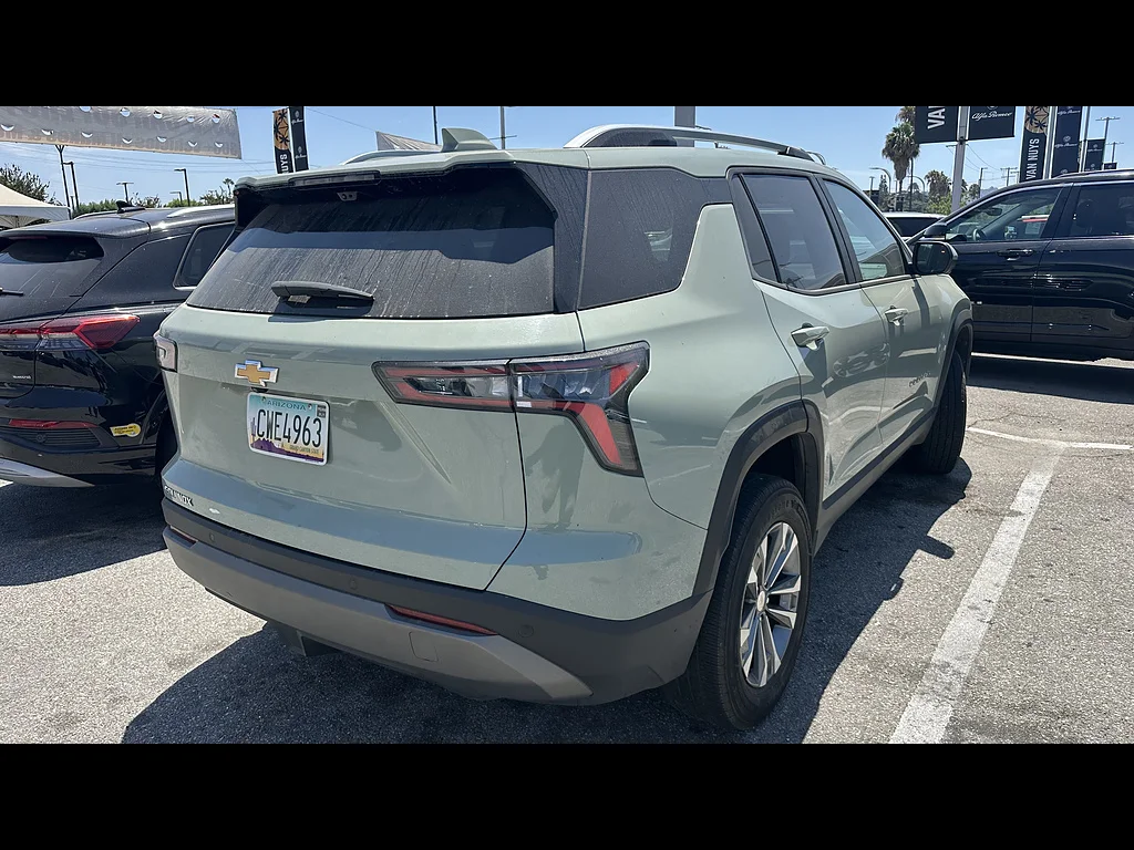 Used 2025 Cacti Green Chevrolet LT image 4
