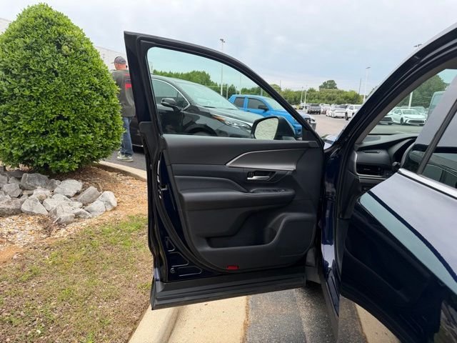 Used 2025 Blue Toyota XLE image 27
