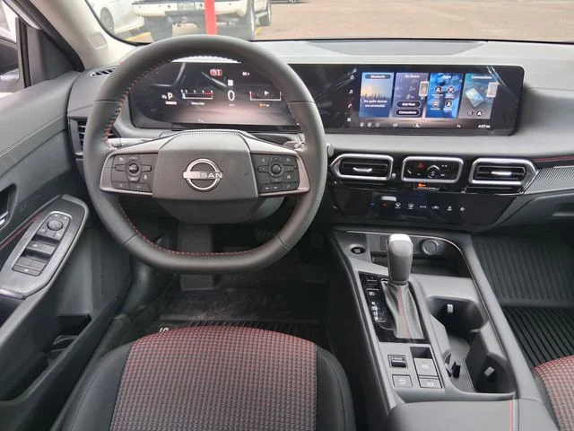 New 2026 Aspen White TriCoat / Super Black Two-tone Nissan SR image 10