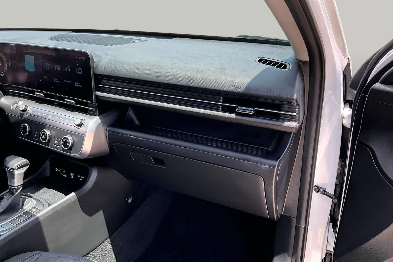 2026 Hyundai Kona SE - Photo 34