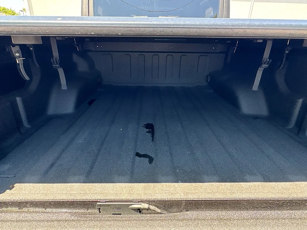 Used 2025 Gray Jeep Rubicon image 30