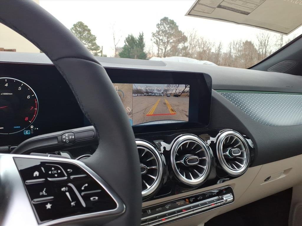 Used 2026 Cirrus Silver Metallic Mercedes-Benz GLA 250 image 16