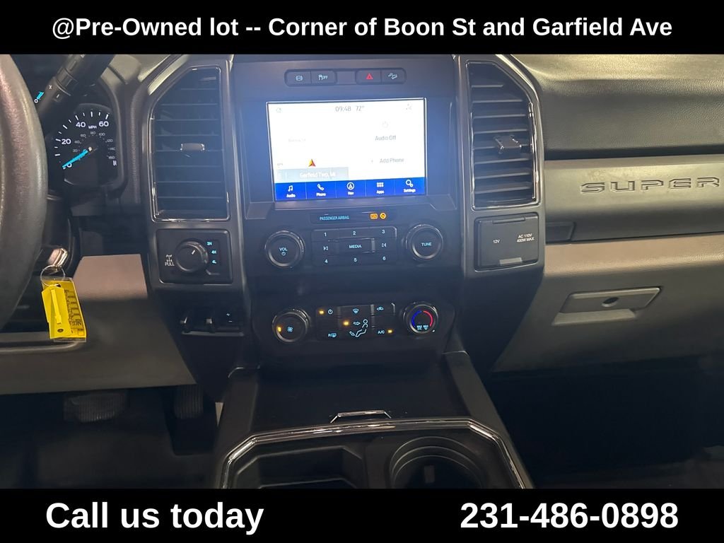 Used 2022 White Ford XLT image 19
