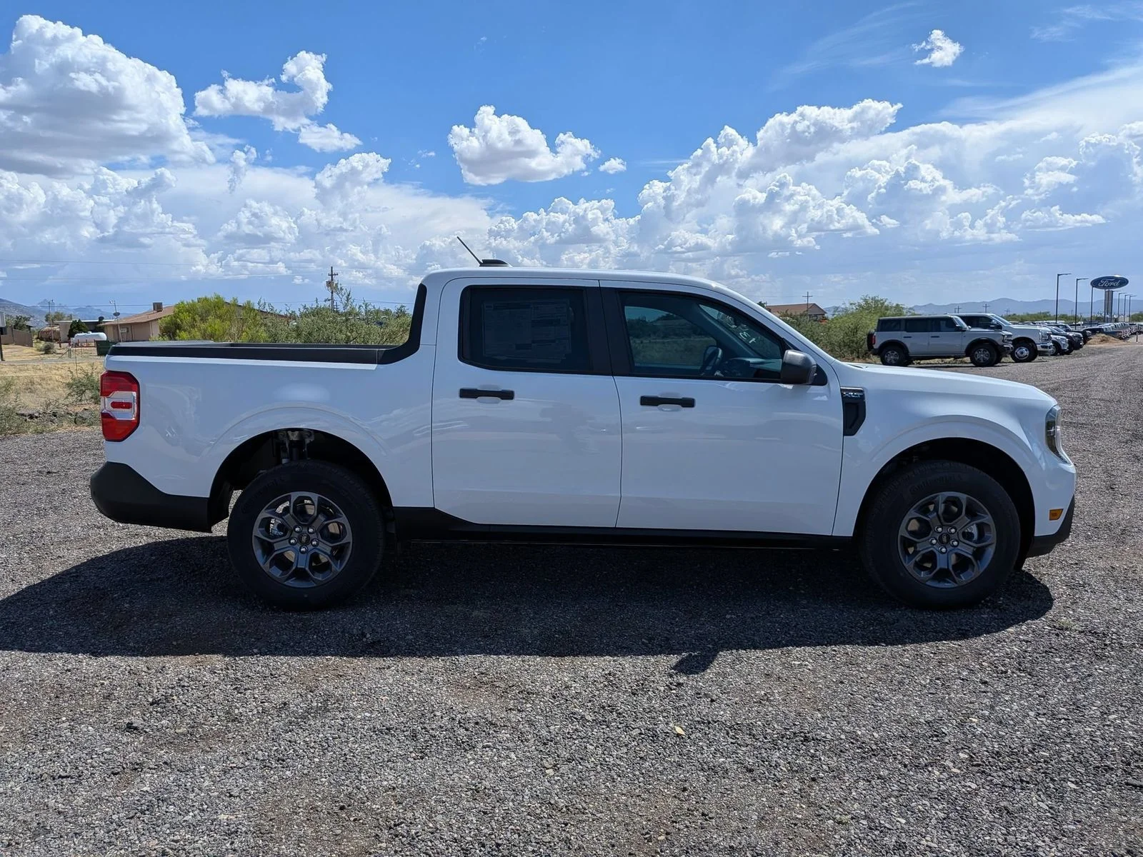 New 2026 Oxford White Ford XLT image 4