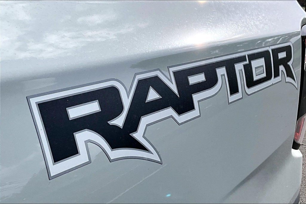Used 2024 Gray Ford Raptor image 34