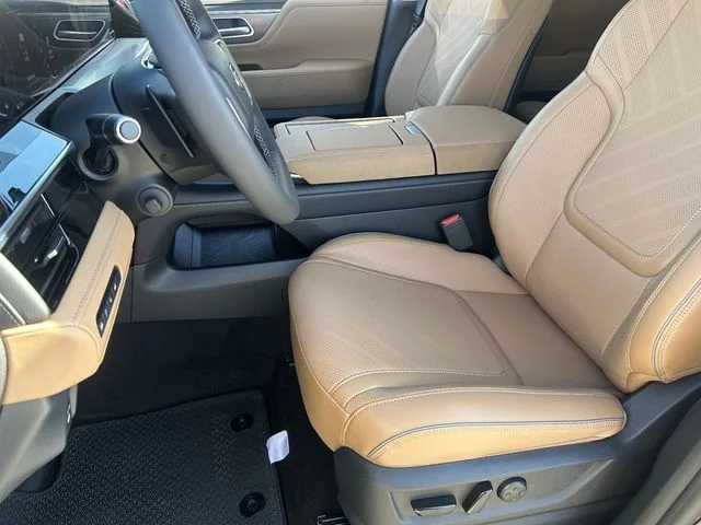 New 2027 BLACK OBSIDIAN INFINITI Luxe 4WD image 22