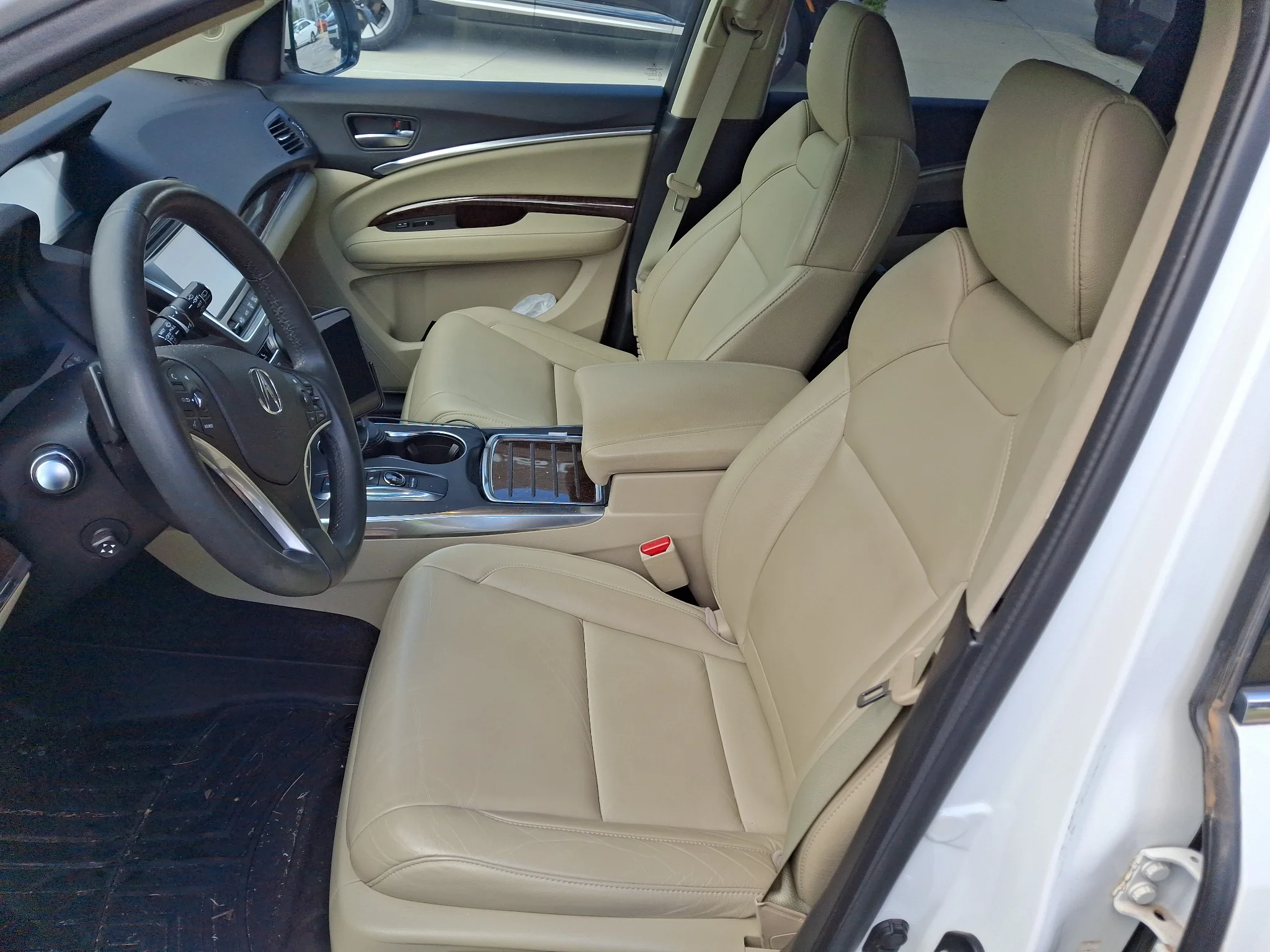 Used 2018 White Diamond Pearl Acura 3.5L (A9) image 2