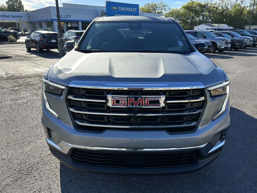 New 2027 Sterling Metallic GMC Elevation image 9