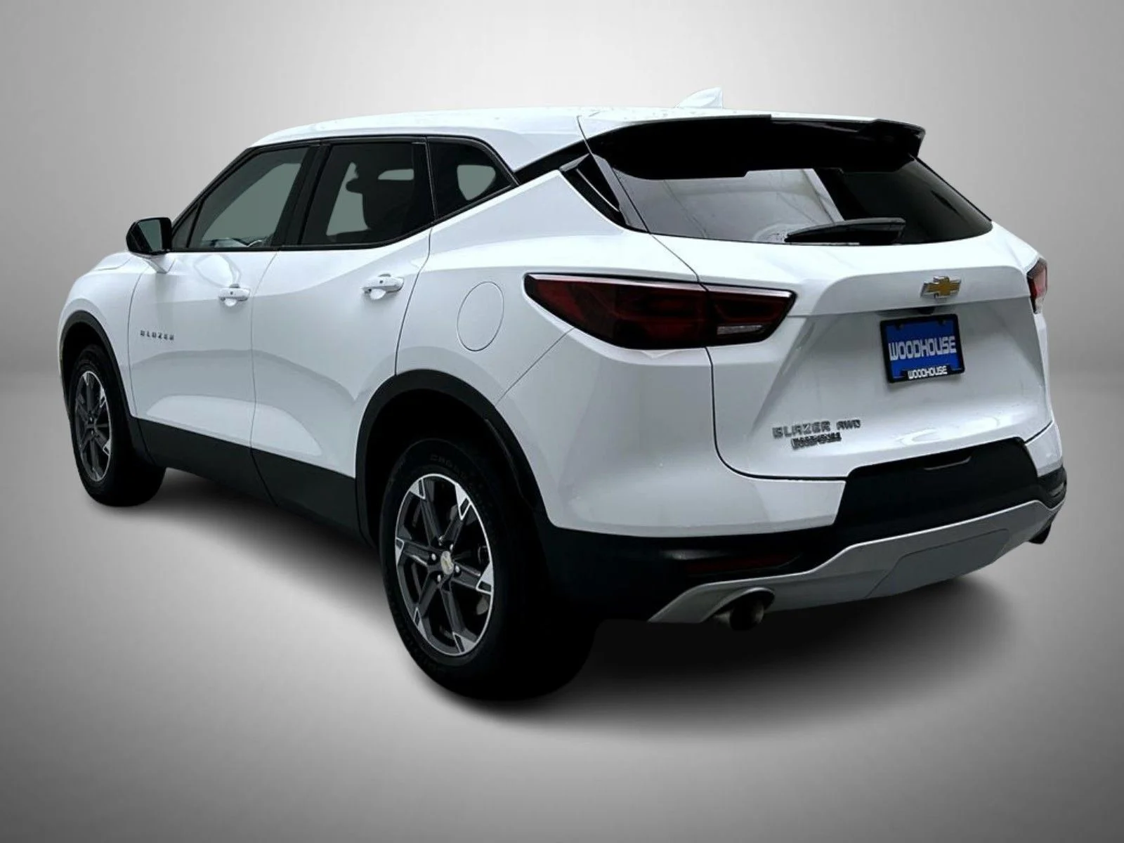 Used 2025 White Chevrolet LT image 7