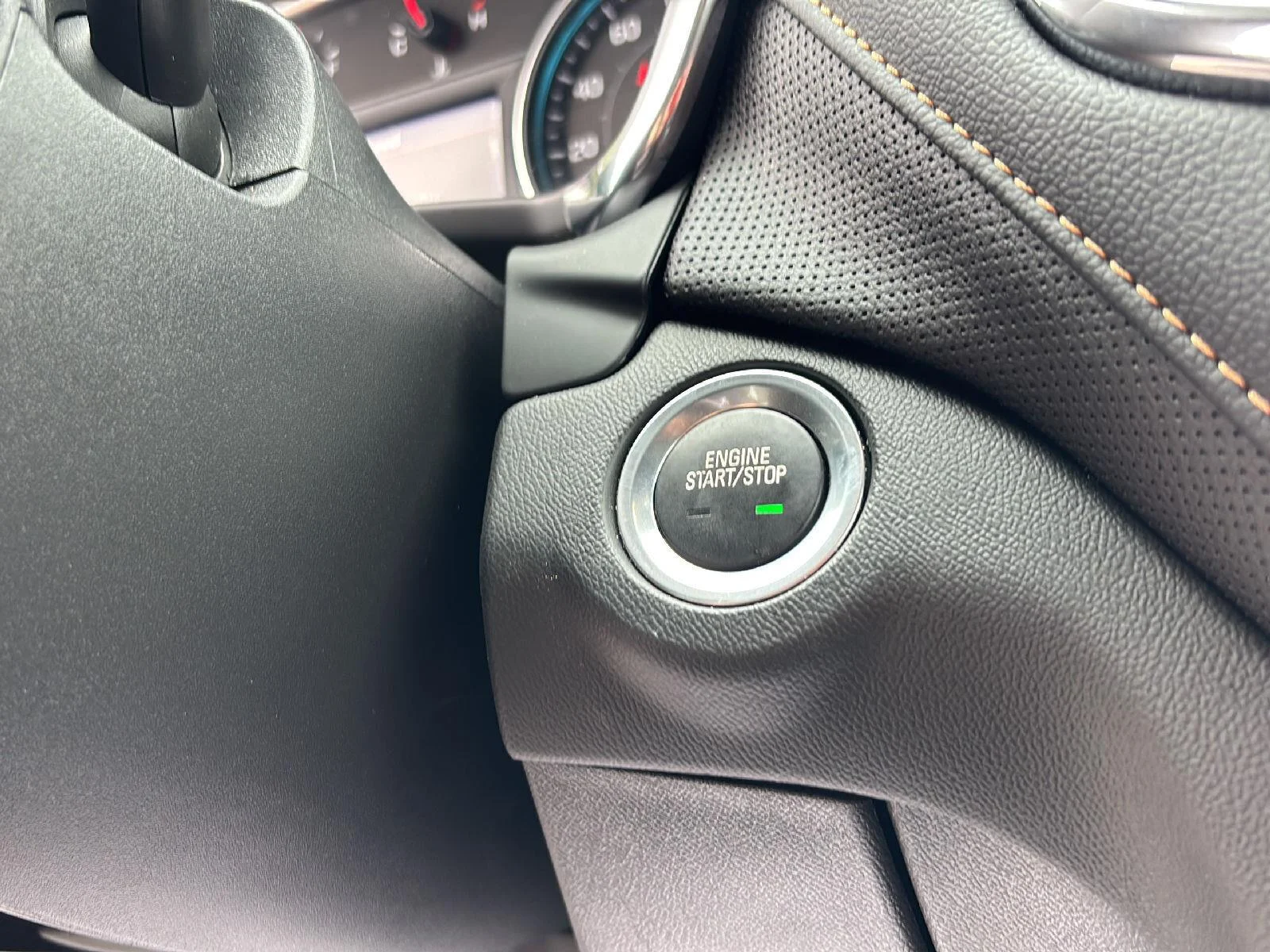 Used 2022 Summit White Chevrolet Premier image 21