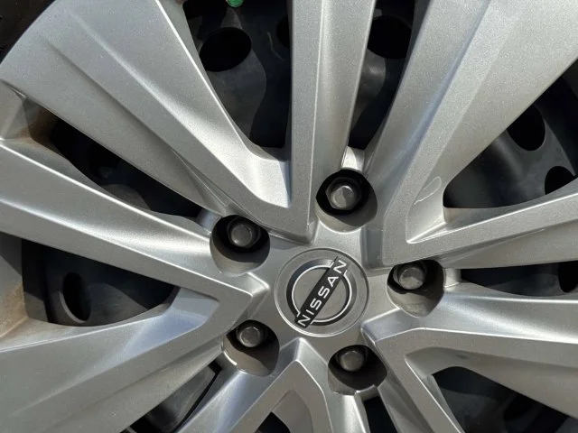 Used 2025 Gray Nissan S image 12