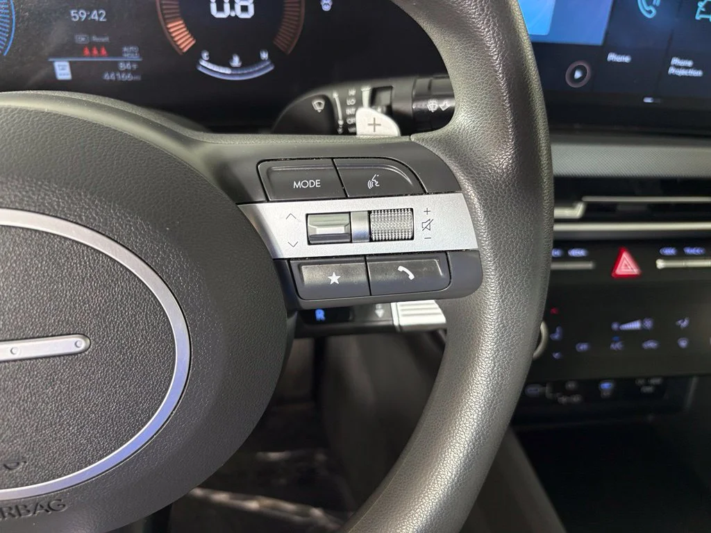 Used 2024 Gray Hyundai SEL image 19