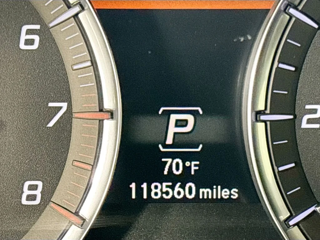Used 2018 Silver Acura 3.5L image 14