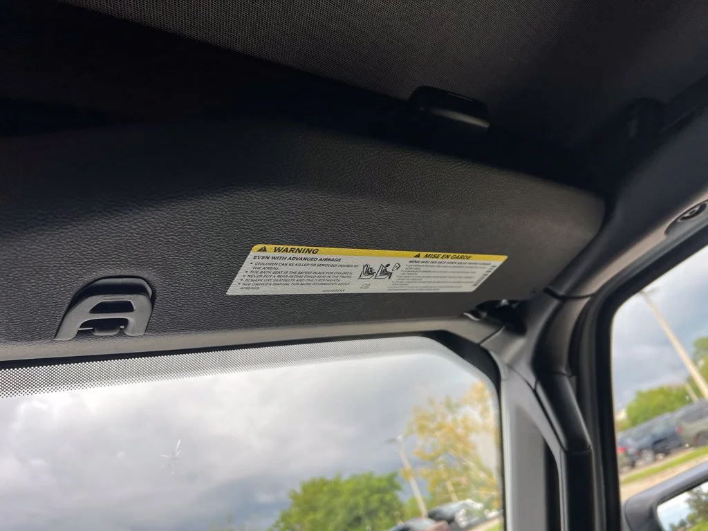 Certified Used 2022 White Jeep Mojave image 39