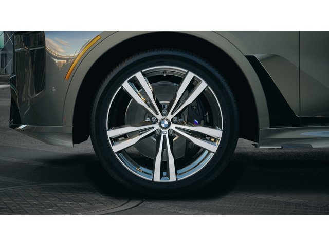 New 2027 Dravit Grey Metallic BMW  image 7
