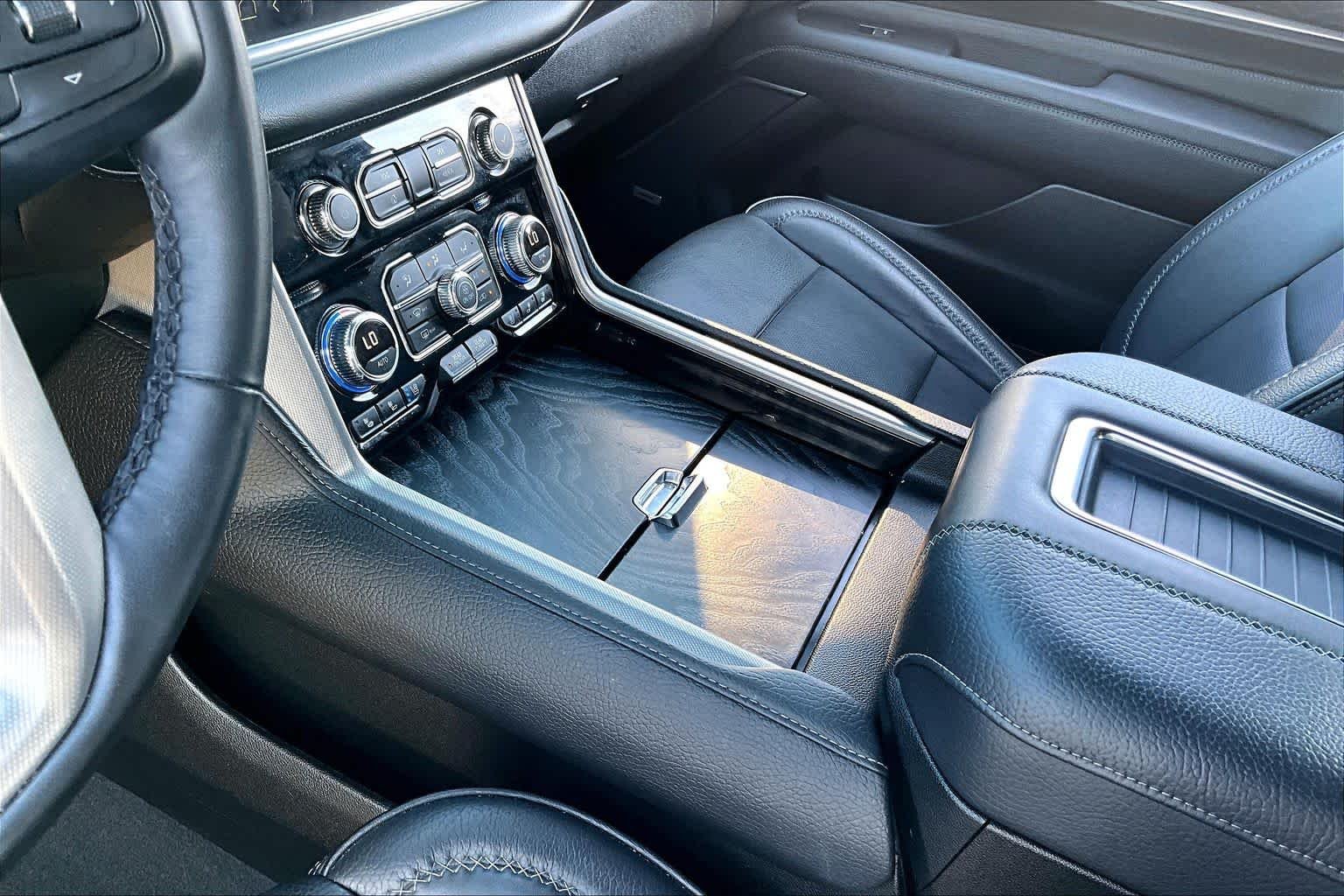Used 2023 Onyx Black GMC Denali image 15
