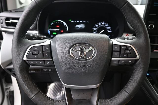 Used 2026 Beige Toyota XLE image 35