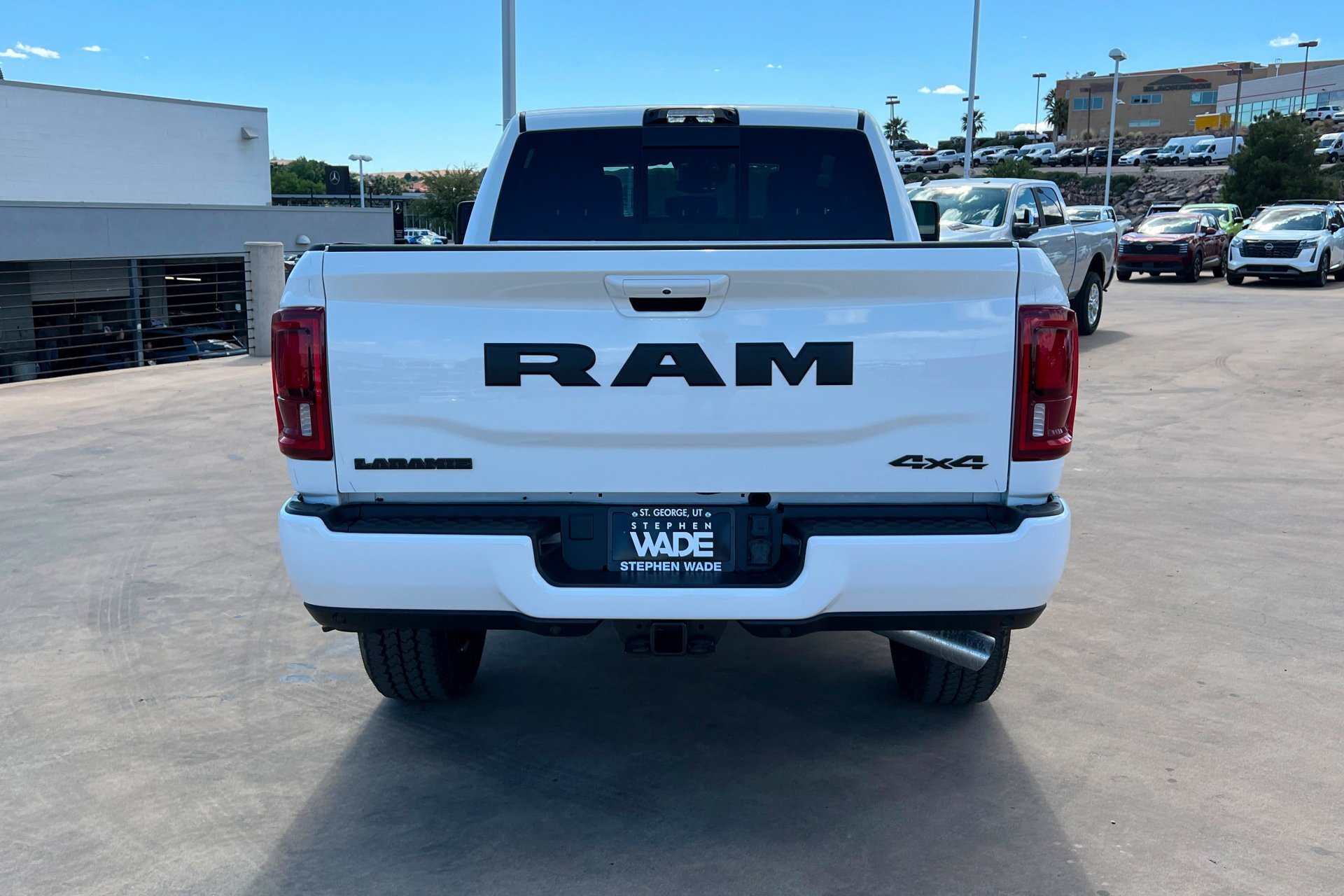 New 2026 Bright White Clear-Coat Exterior Paint RAM Laramie image 5