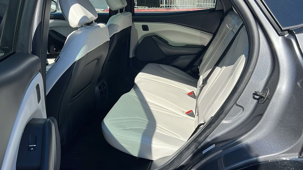 Used 2023 Gray Ford Premium image 10