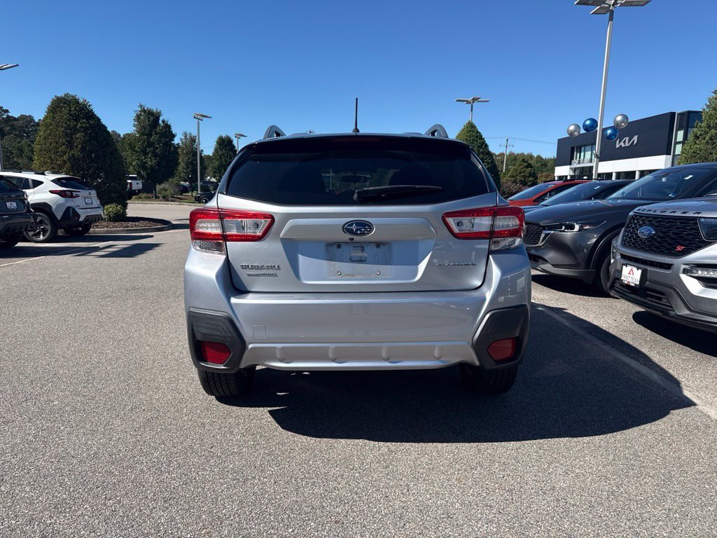 Used 2019 Silver Subaru 2.0i image 4