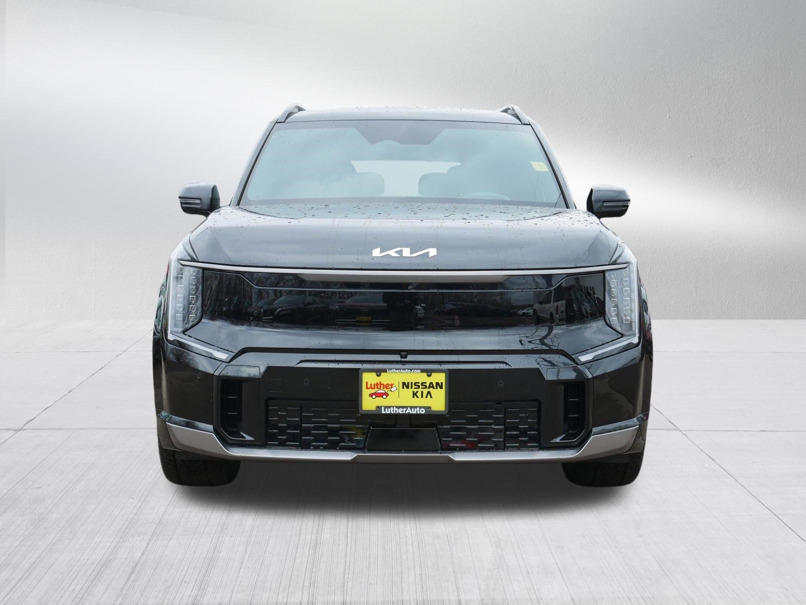 Used 2024 Kia Ev9 GT-Line with VIN KNDAEFS50R6020230 for sale in Inver Grove Heights, MN