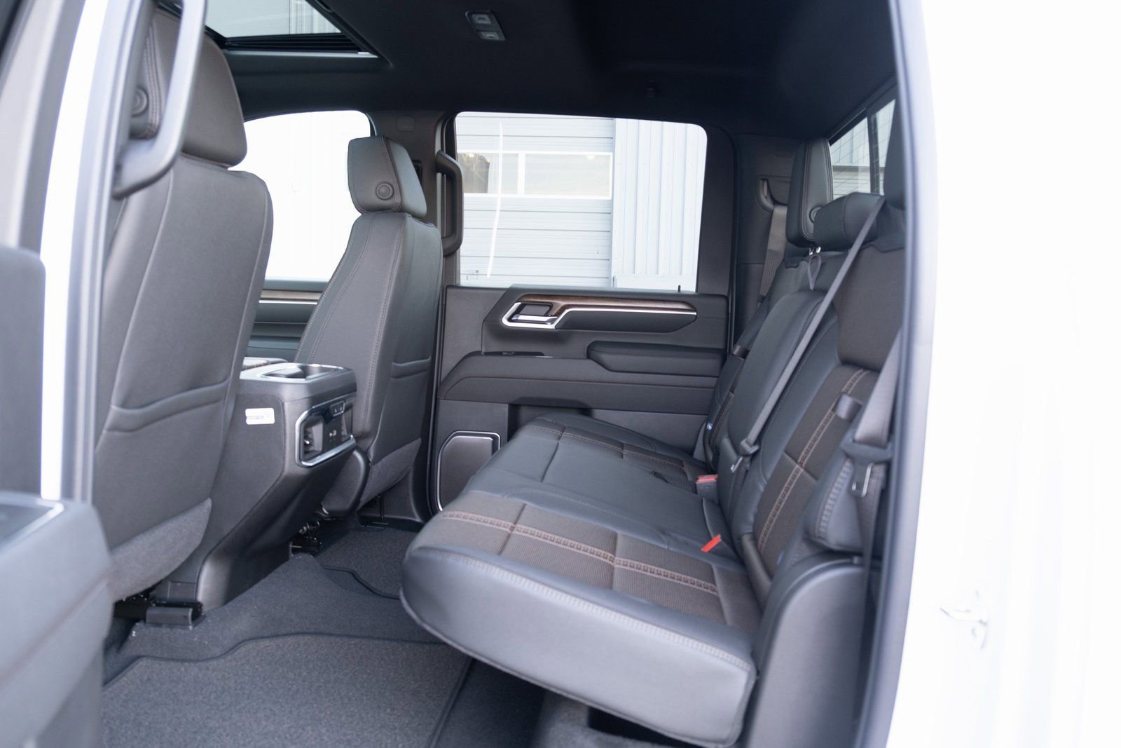 2026 Chevrolet Silverado 3500 HD High Country - Photo 19