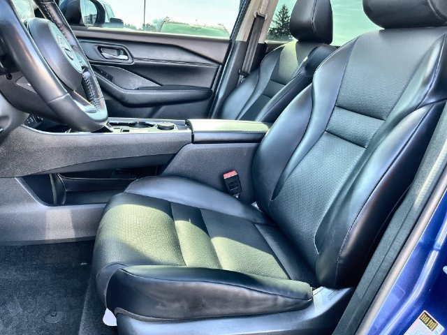 Used 2023 Blue Nissan SV image 22