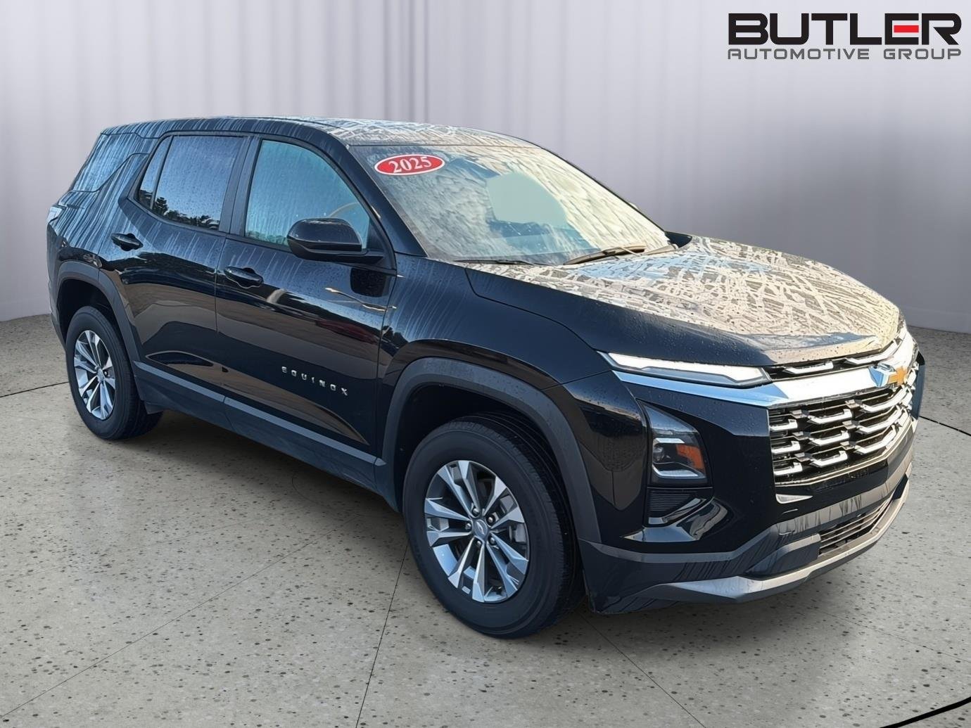 Used 2025 Mosaic Black Metallic Chevrolet FWD LT image 8