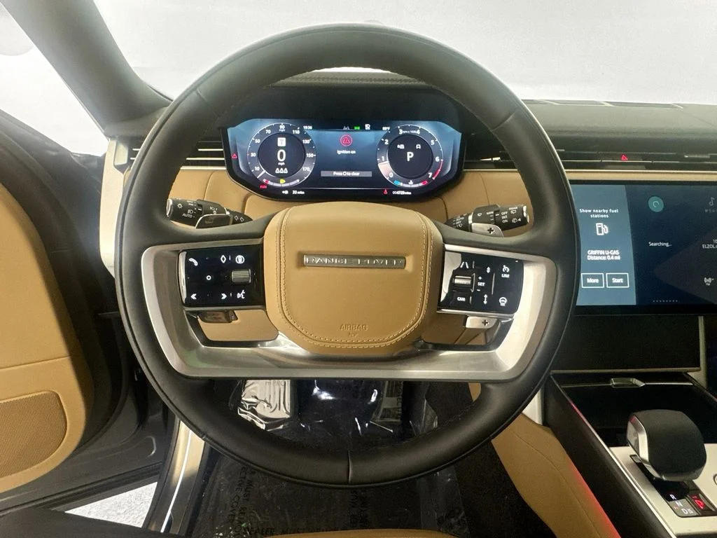 Used 2025 Gray Land Rover SE image 11