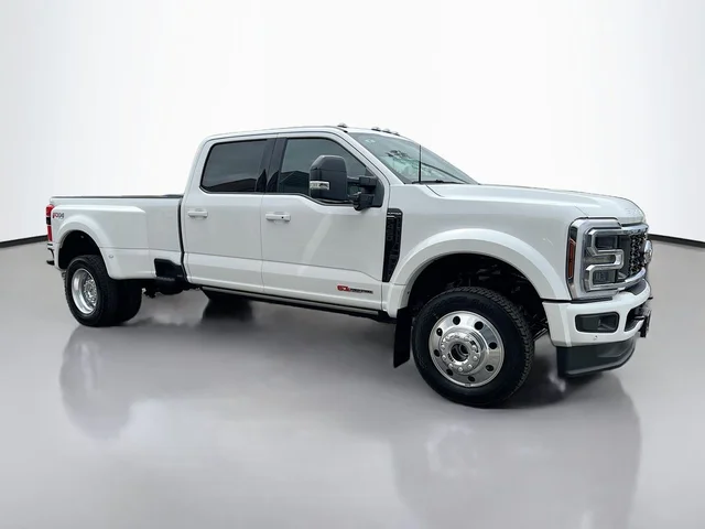 2026 Ford F-450SD Platinum