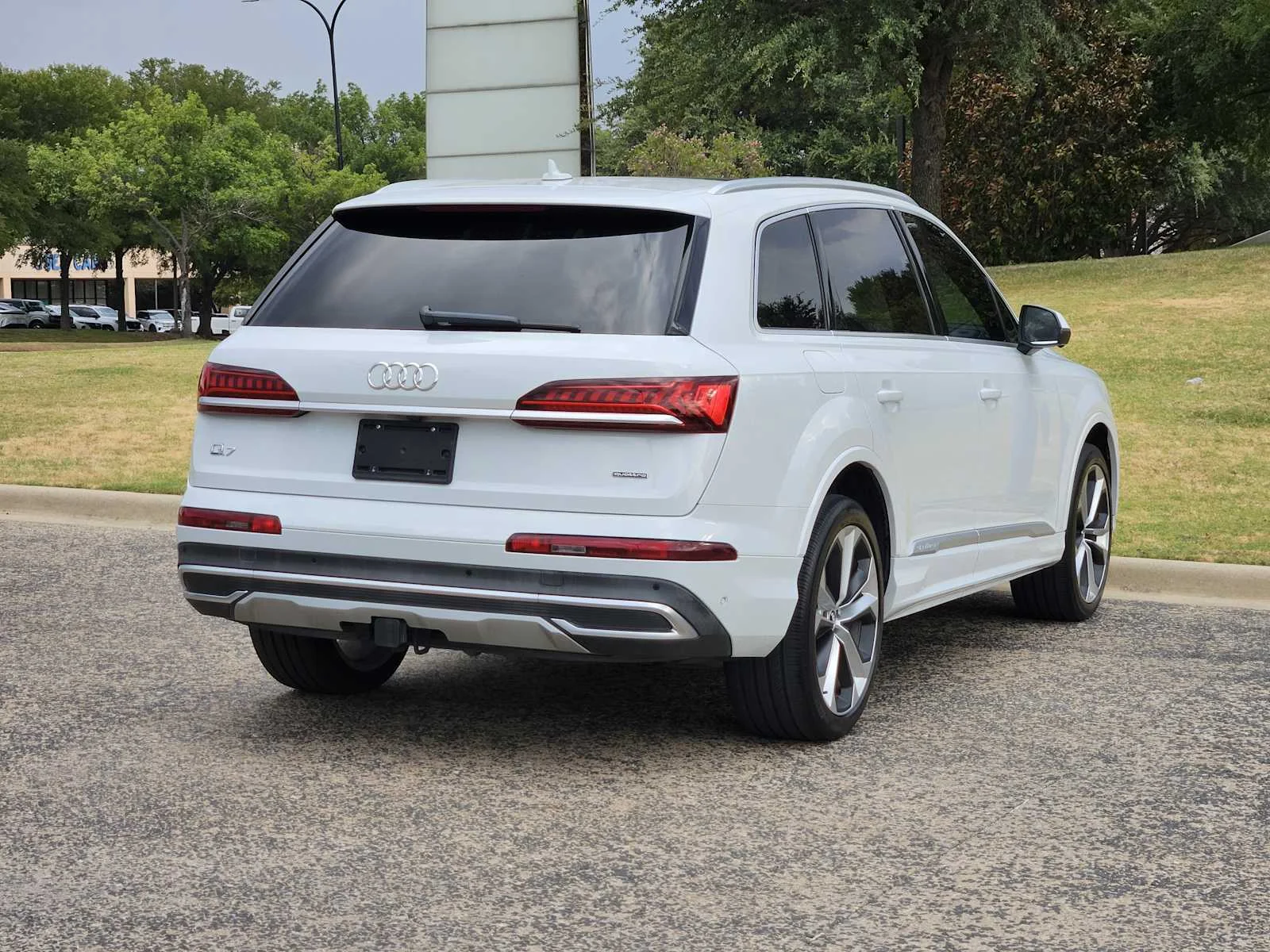 Used 2020 WHITE Audi Premium Plus image 4