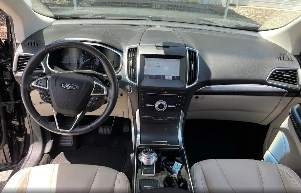Used 2019 Black Ford Titanium image 8