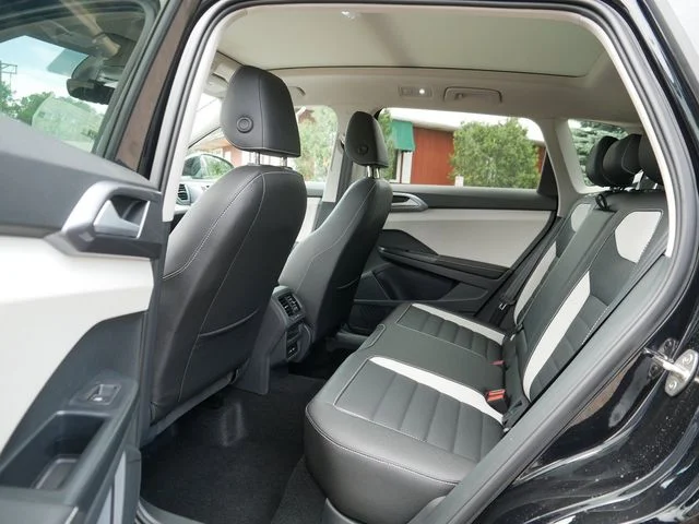 New 2026 Black Volkswagen 1.5T SEL image 8