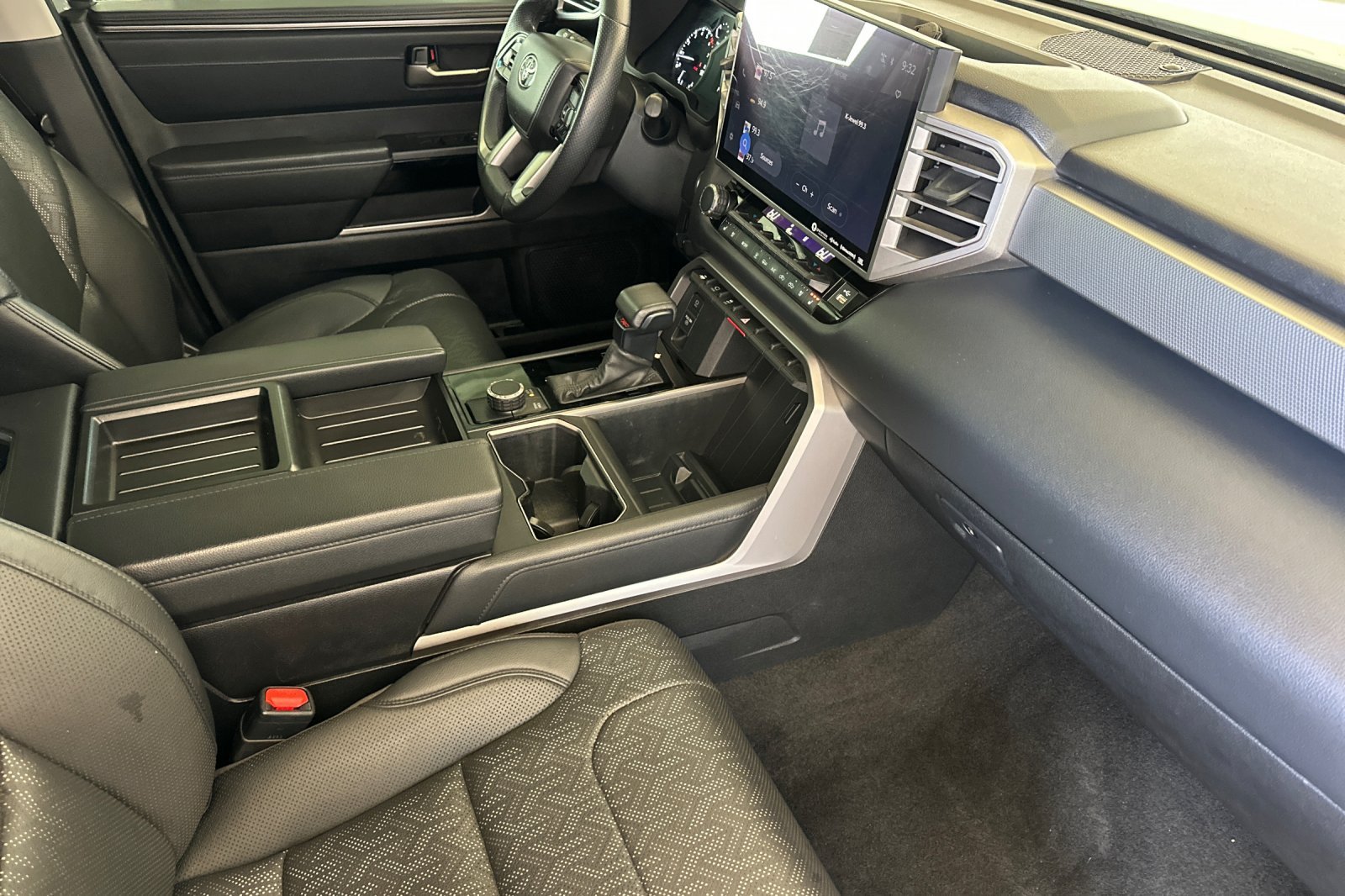 Used 2022 Gray Toyota Limited image 15