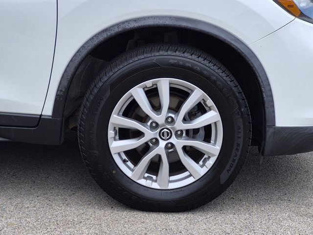 Used 2017 White Nissan SV image 9