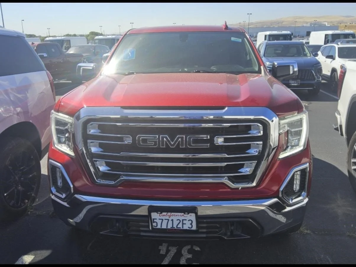 Used 2021 CAYENNE RED TINTCOAT GMC SLT image 12