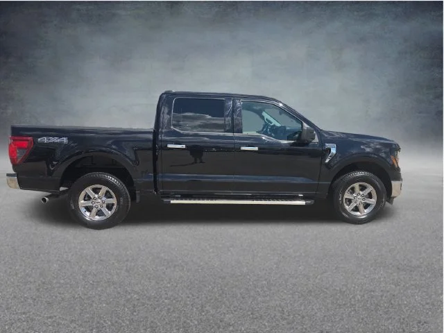 Used 2024 Black Ford XLT image 8