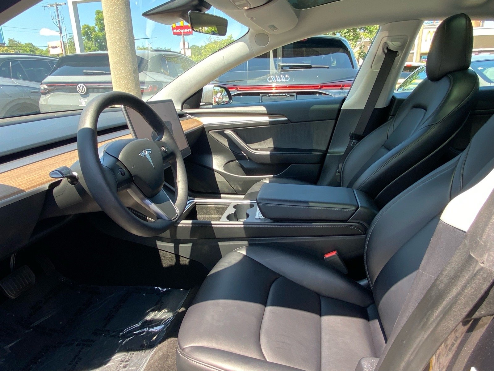 Used 2022 Gray Tesla Long Range image 9