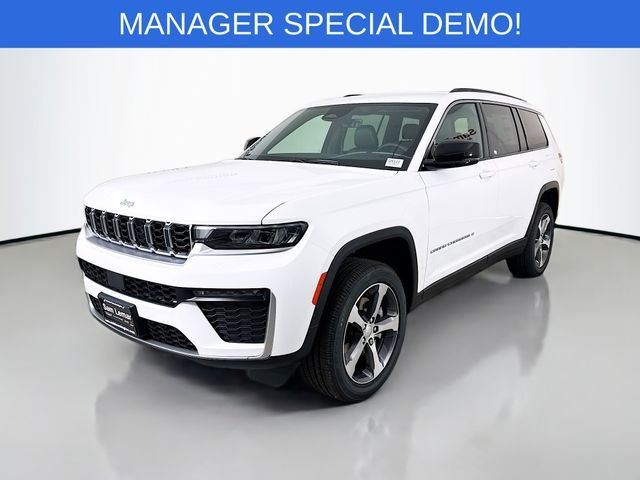 New 2026 Bright White Clear-Coat Exterior Paint Jeep Limited image 3