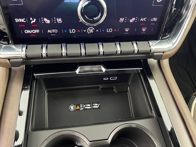 New 2026 Glacier White Tricoat GMC Denali Ultimate image 30