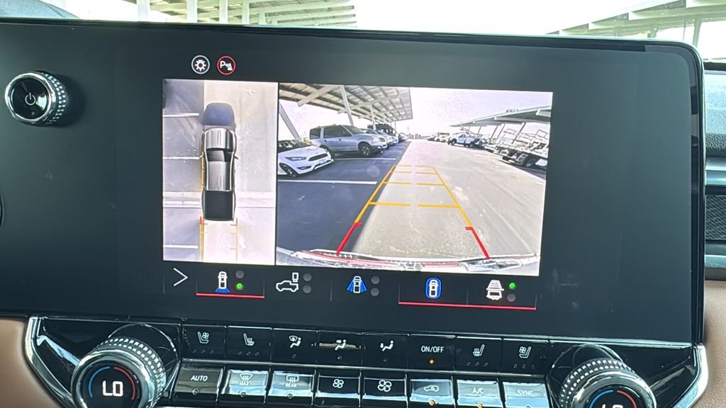 Used 2025 Silver GMC AT4 image 17