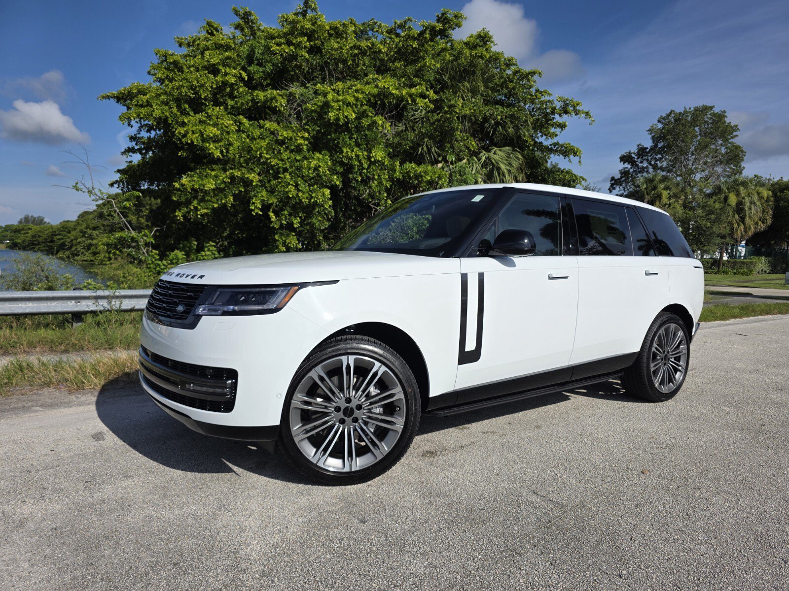 2026 Land Rover Range Rover