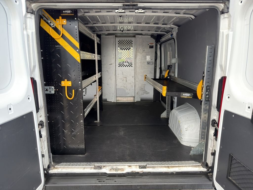 Used 2023 White Ram Base image 19