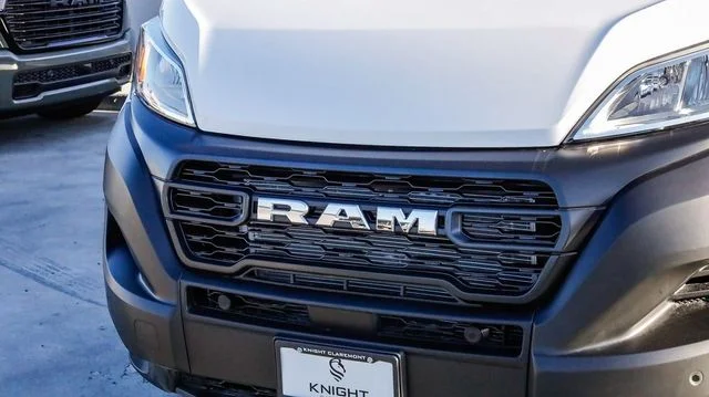 New 2026 Bright White Clear-Coat Exterior Paint RAM High Roof image 7