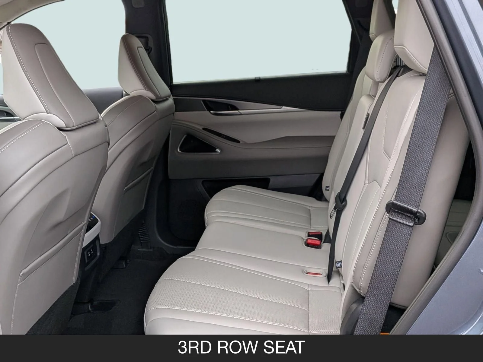 Used 2026 Moonbow Blue INFINITI LUXE image 17